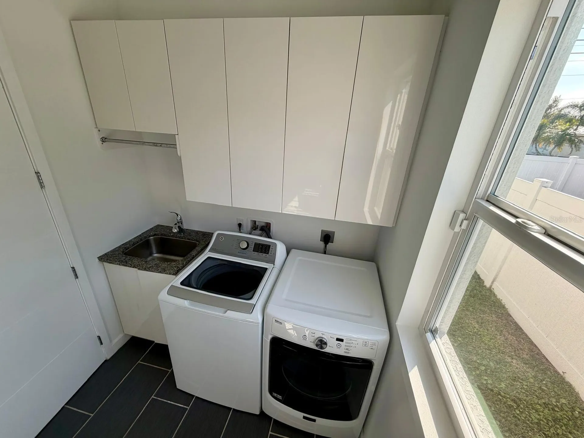 4524 Riverwood Avenue Sarasota FL 34231
