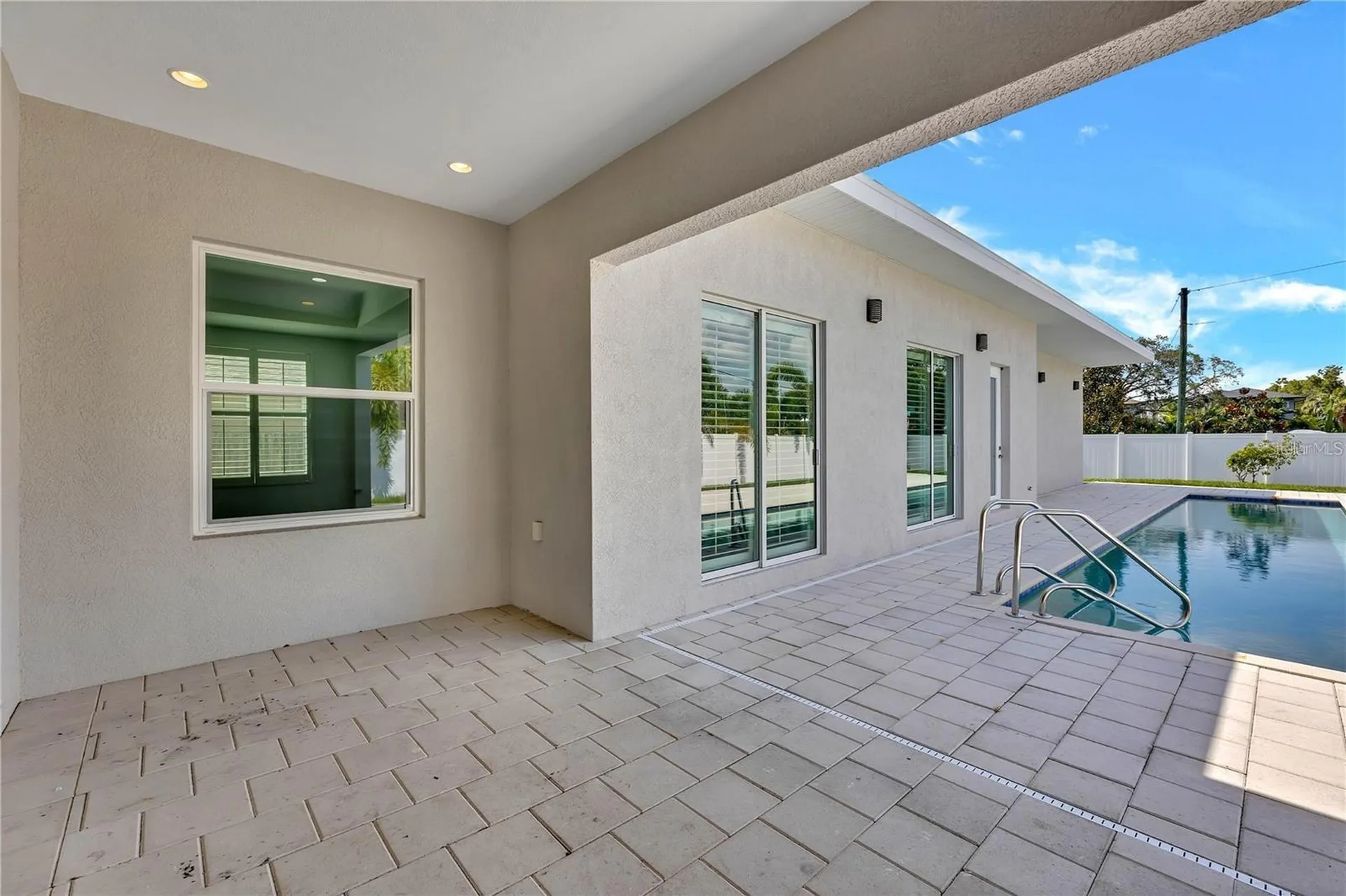 4524 Riverwood Avenue Sarasota FL 34231