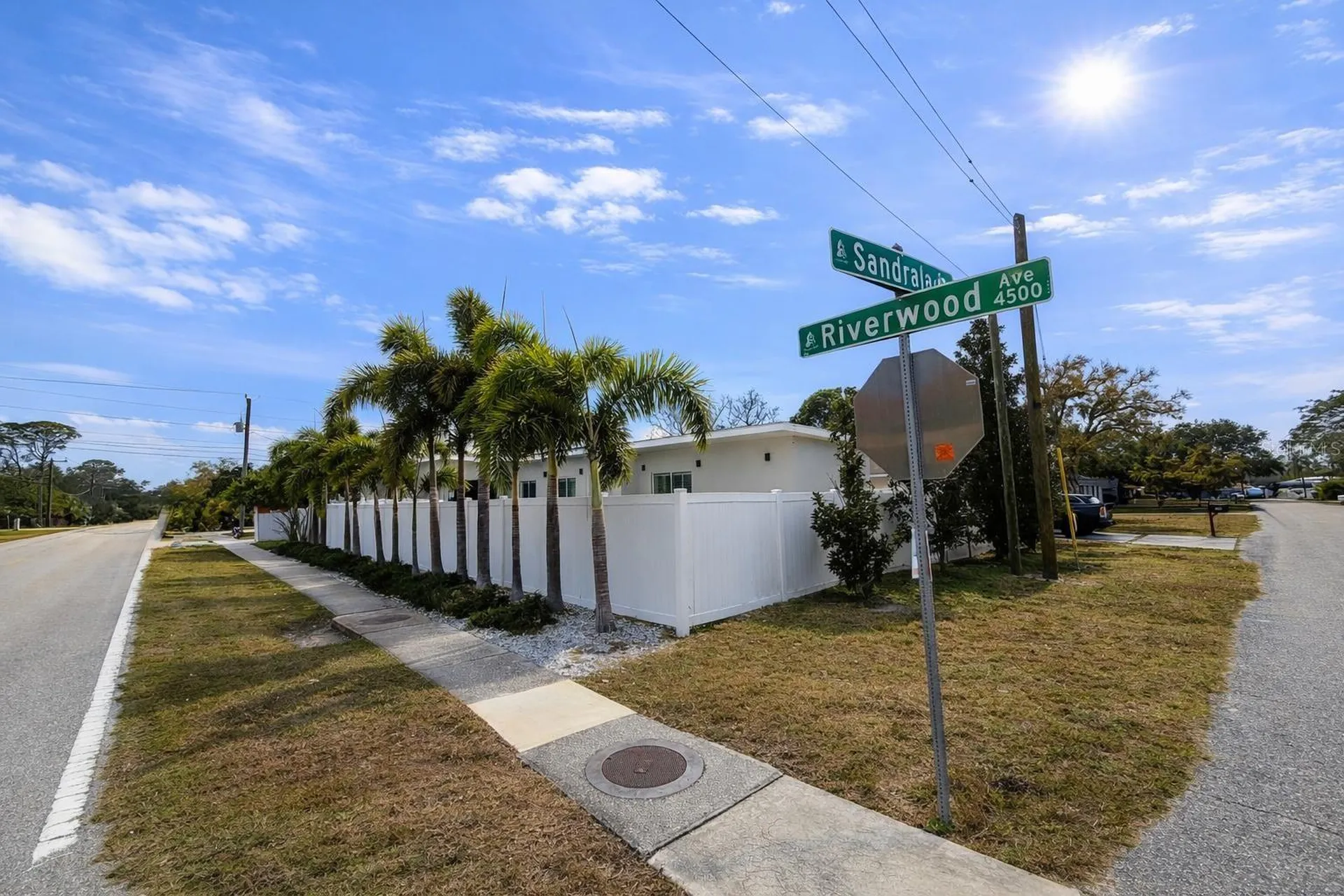 4524 Riverwood Avenue Sarasota FL 34231