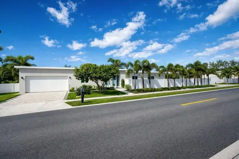4524 Riverwood Avenue Sarasota FL 34231