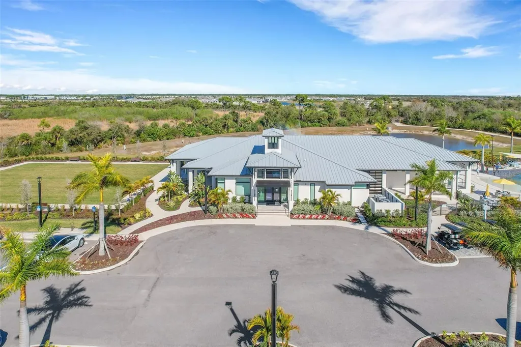 12458 Somatic Court Venice FL 34293