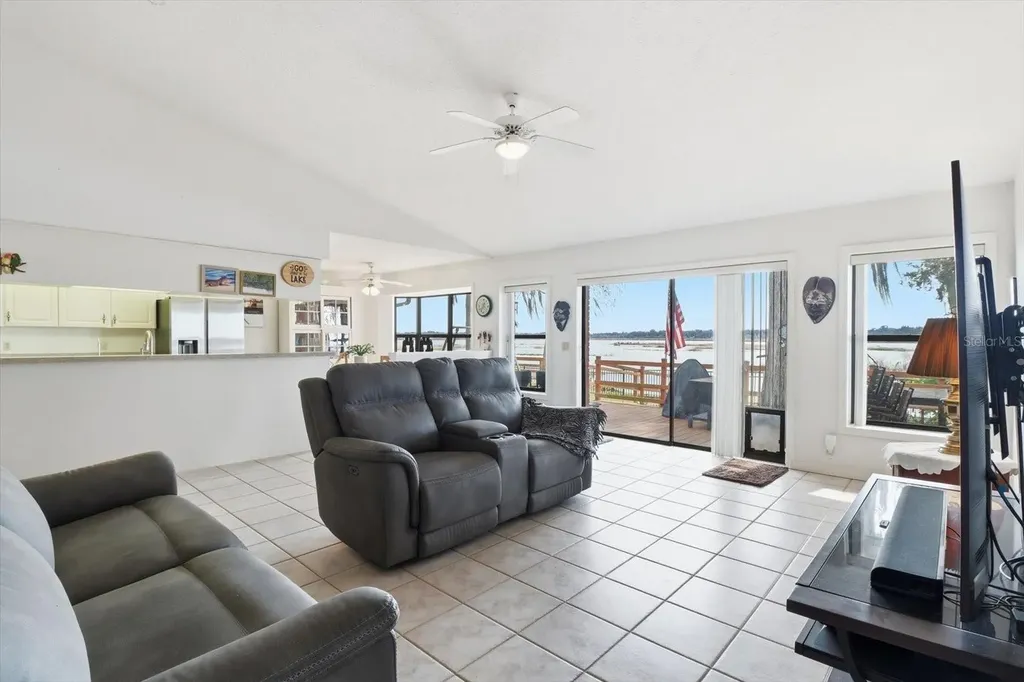 8528 E Aquarius Drive Inverness FL 34450