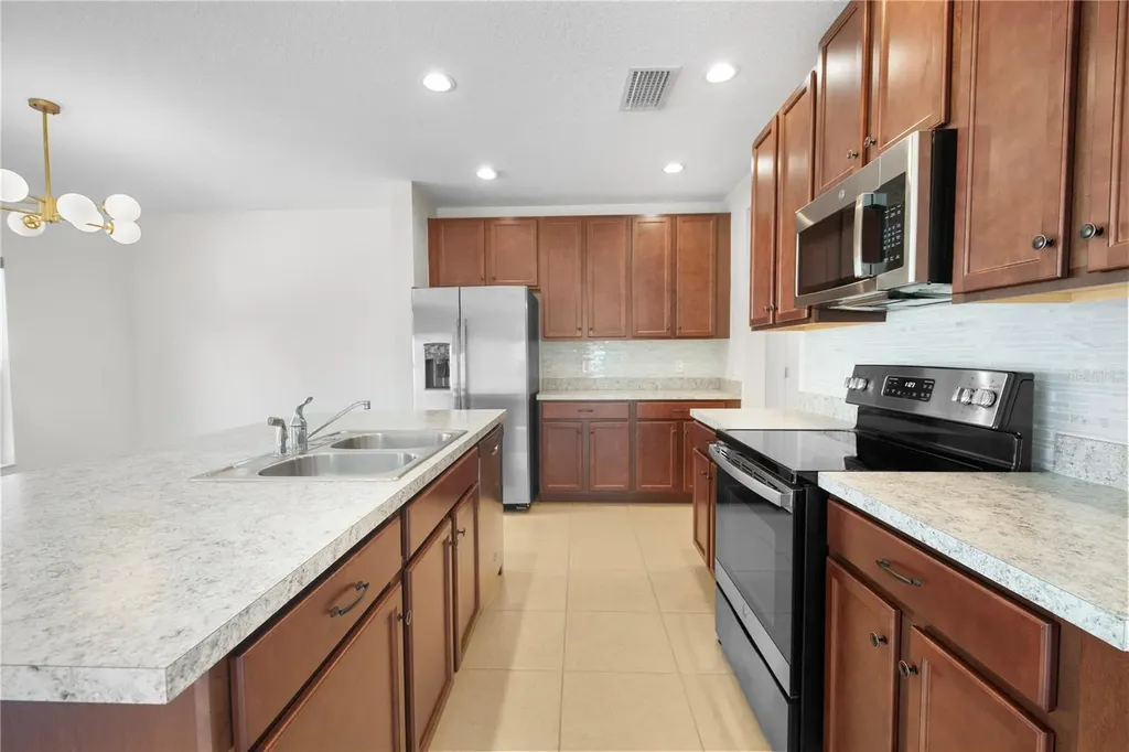 922 Anna Place Davenport FL 33837