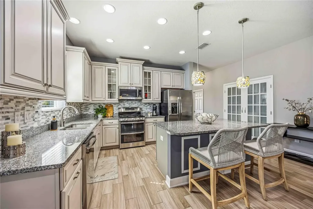 5731 Arbor Wood Court Bradenton FL 34203