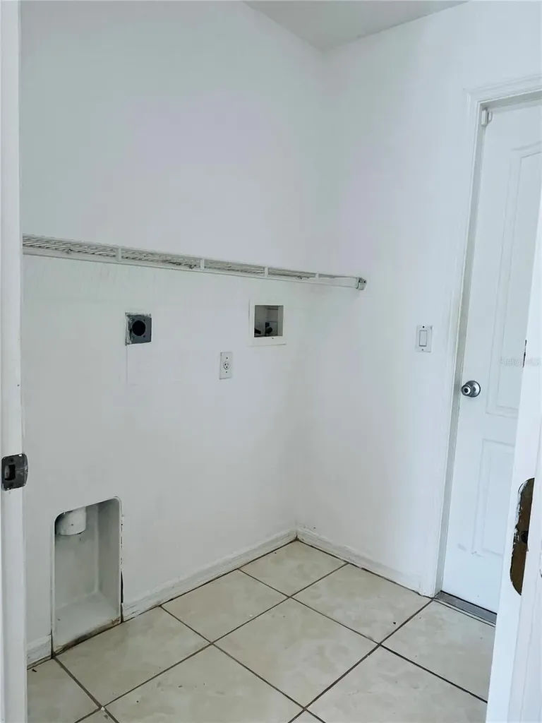 4913 Beauty Street Lehigh Acres FL 33971