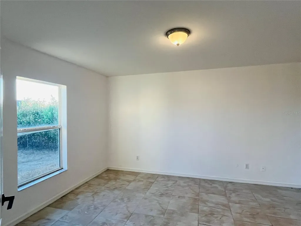 4913 Beauty Street Lehigh Acres FL 33971