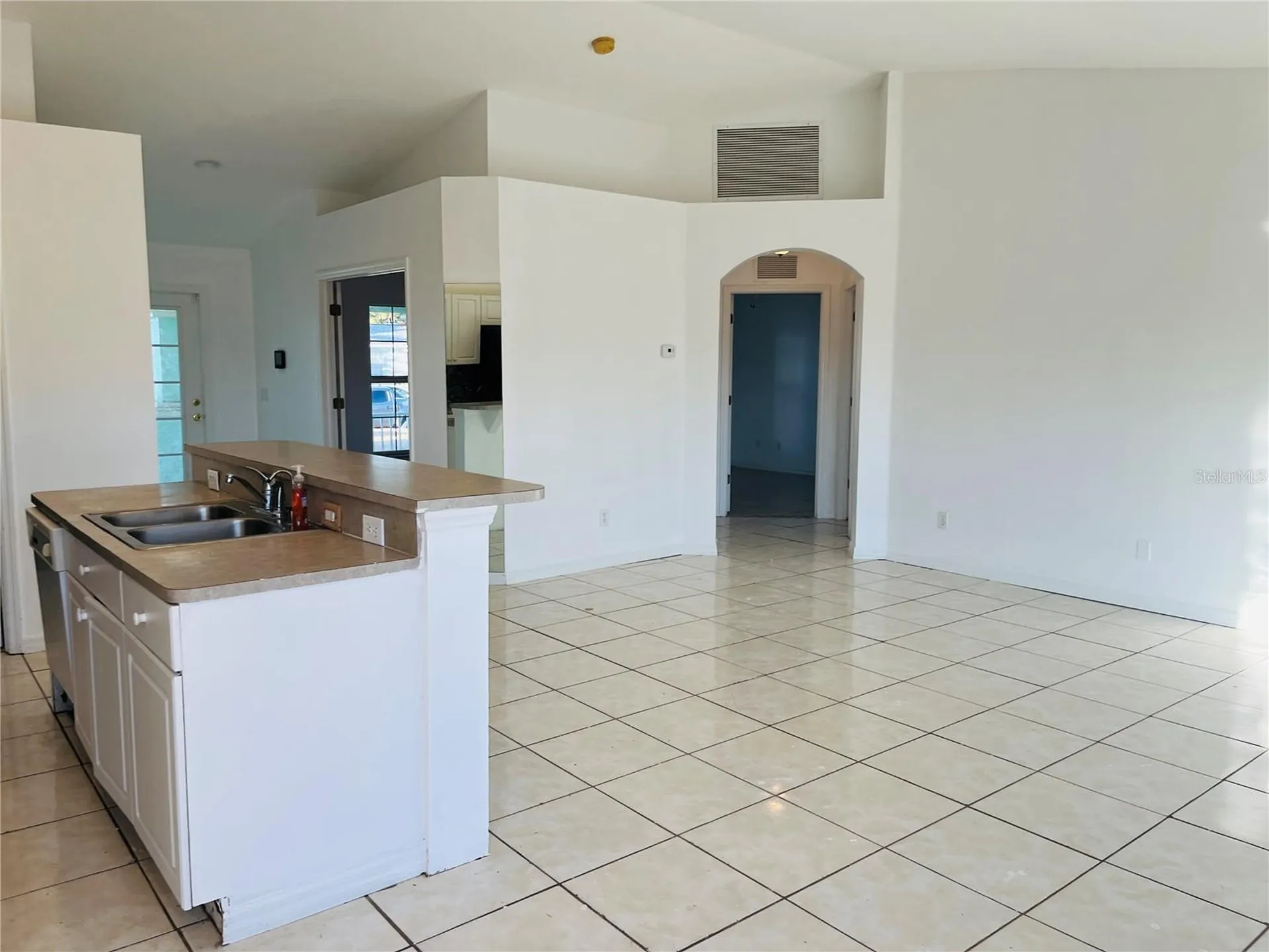 4913 Beauty Street Lehigh Acres FL 33971