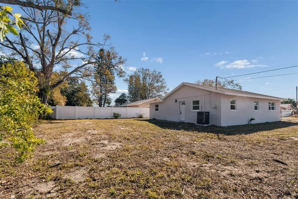 7097 Delta Way Clearwater FL 33764