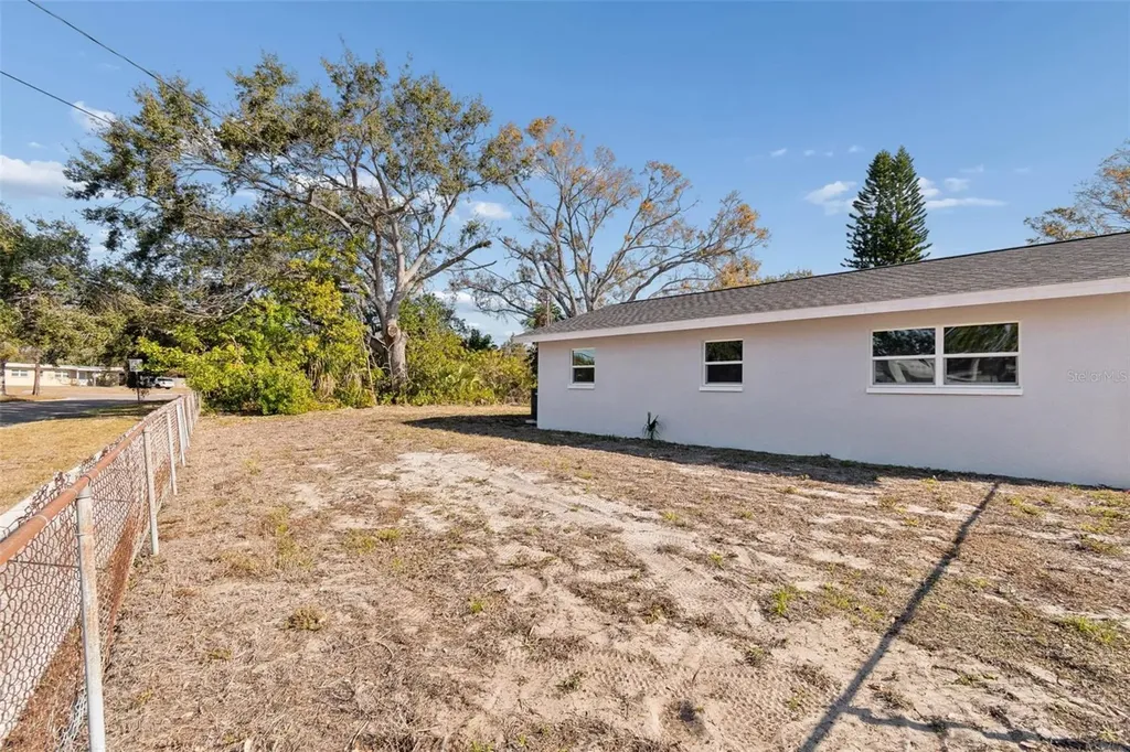7097 Delta Way Clearwater FL 33764