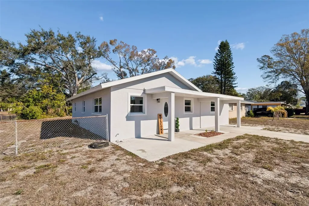 7097 Delta Way Clearwater FL 33764