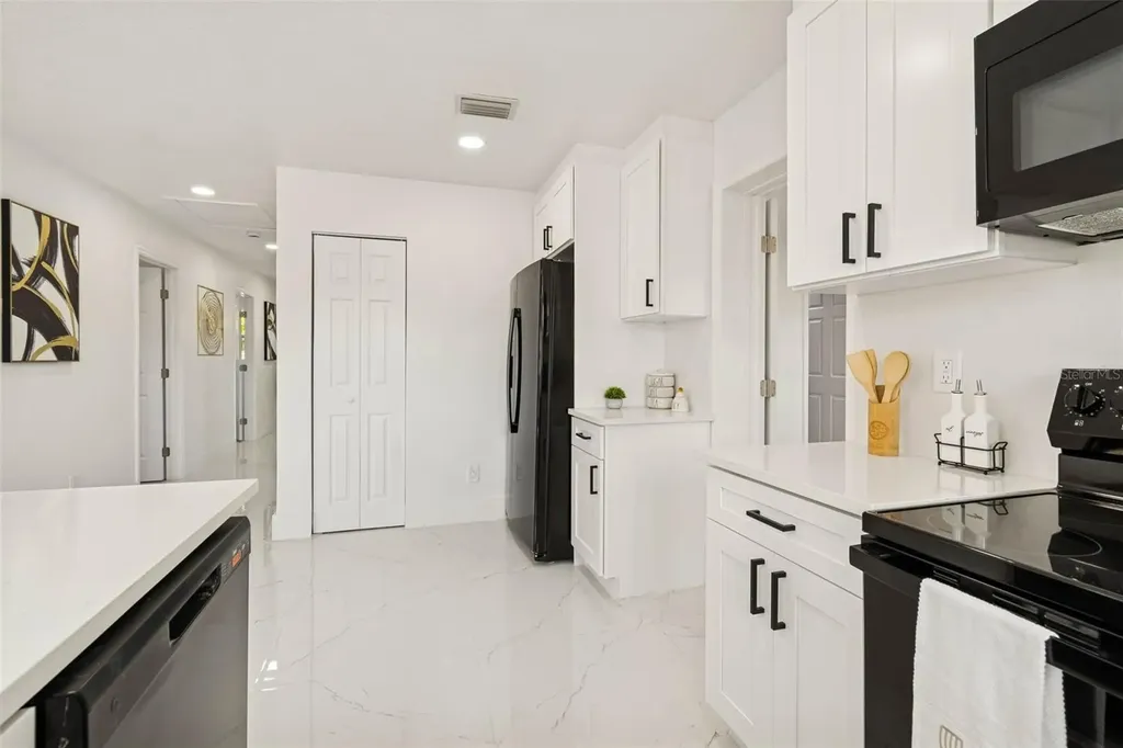 7097 Delta Way Clearwater FL 33764