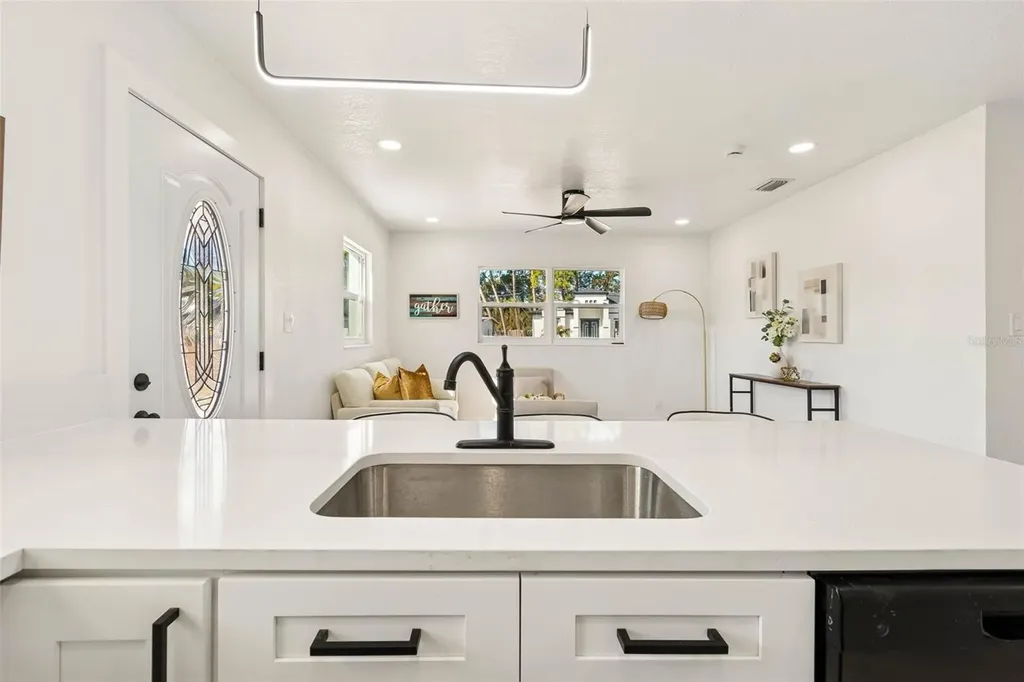 7097 Delta Way Clearwater FL 33764