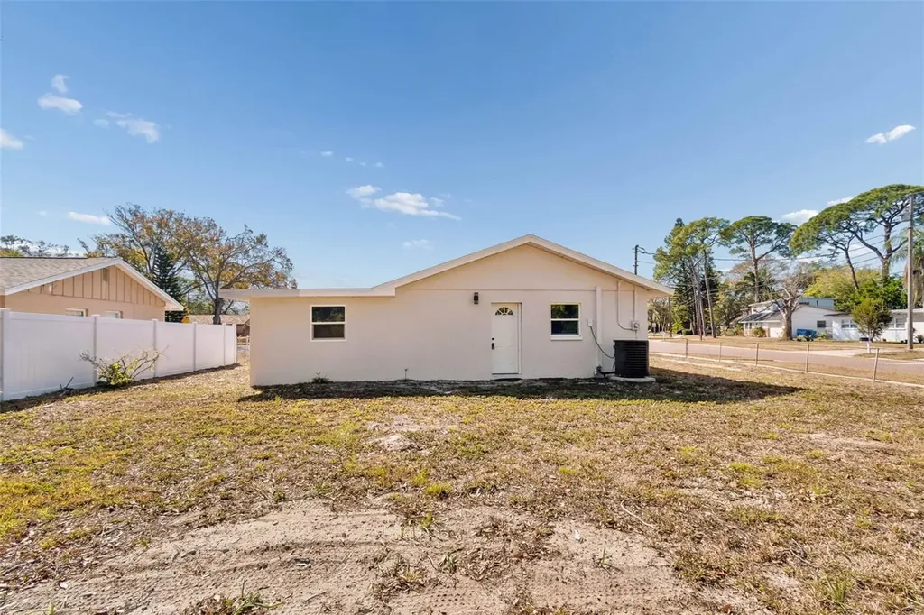 7097 Delta Way Clearwater FL 33764