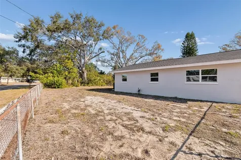 7097 Delta Way Clearwater FL 33764
