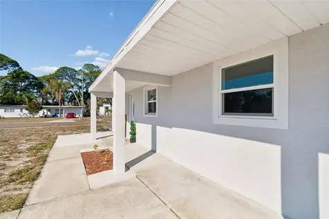 7097 Delta Way Clearwater FL 33764