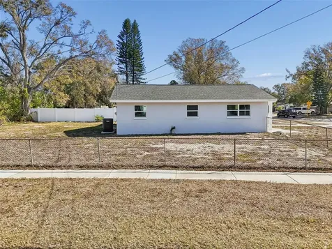 7097 Delta Way Clearwater FL 33764