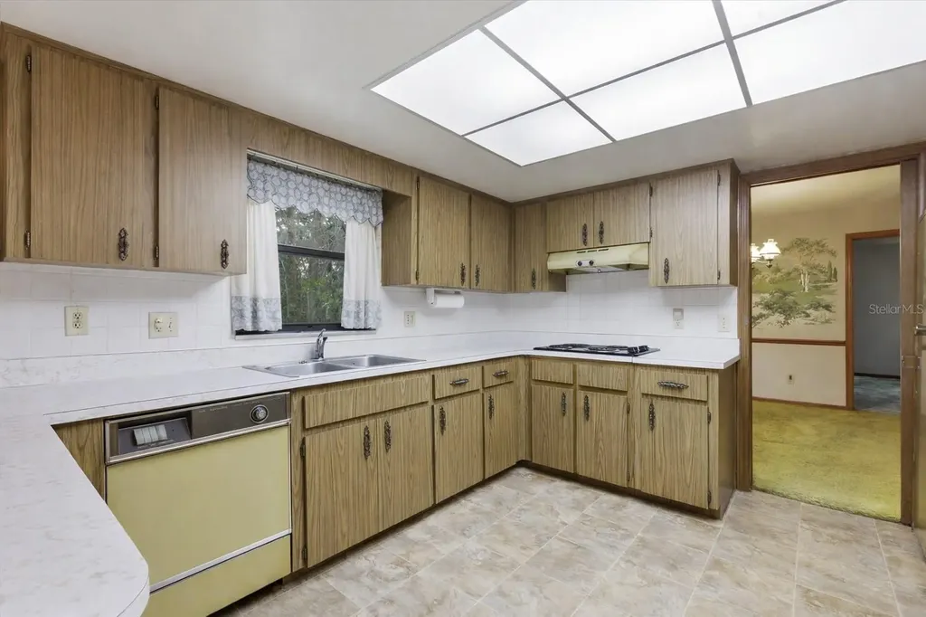 5268 Pinto Way Orlando FL 32810