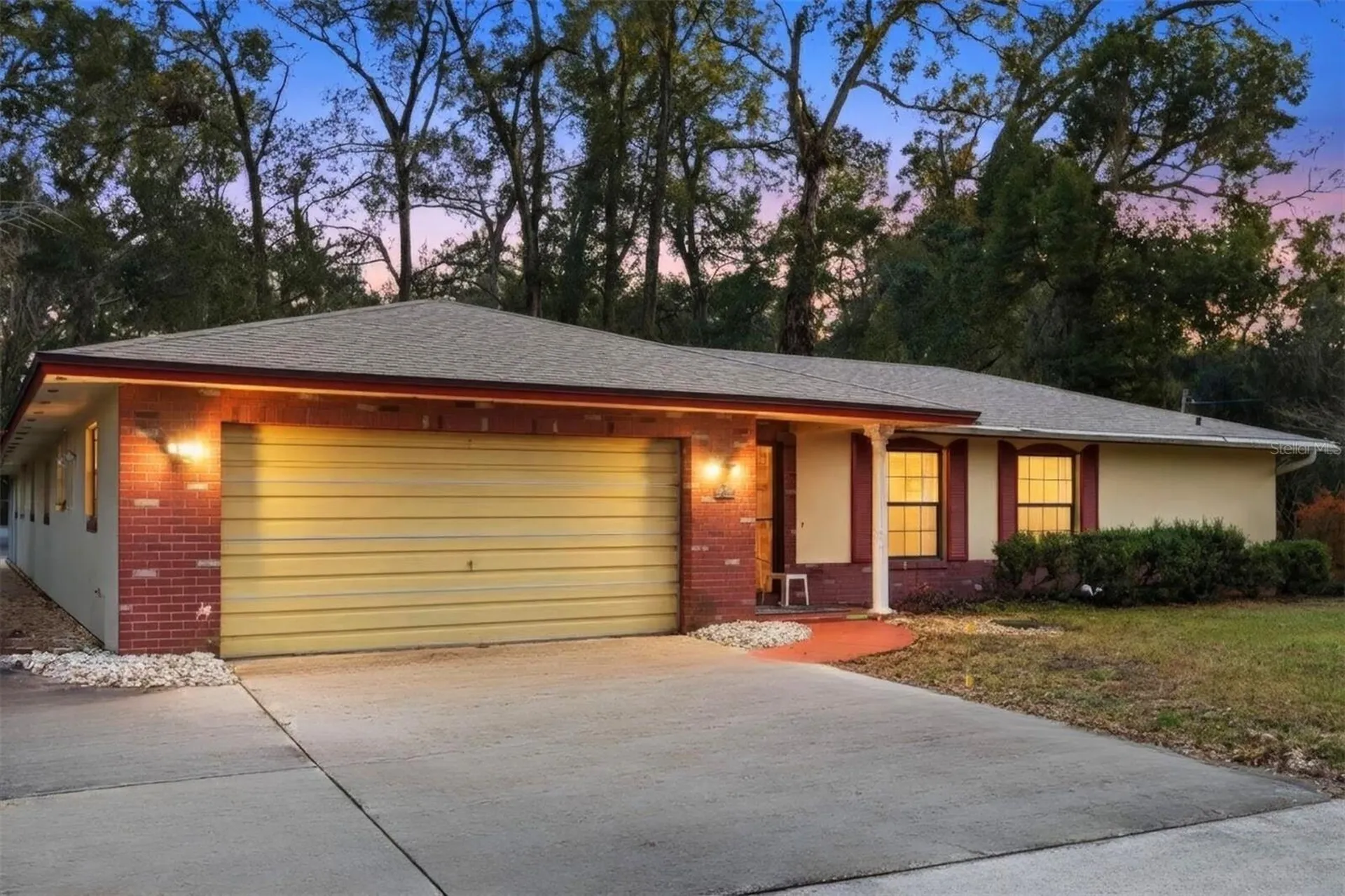 5268 Pinto Way Orlando FL 32810