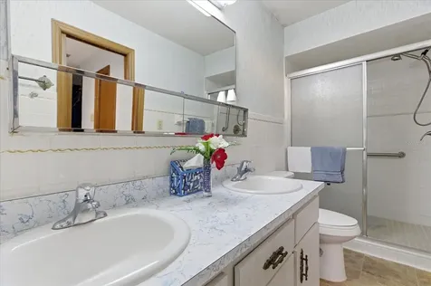 5268 Pinto Way Orlando FL 32810