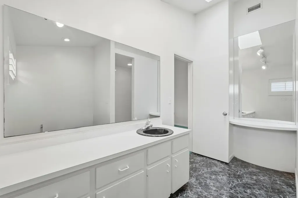 4607 Saxon Drive New Smyrna Beach FL 32169