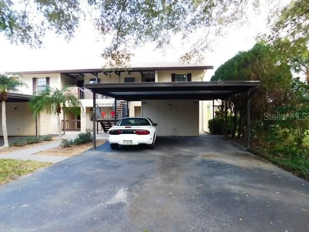 375 Three Lakes Lane Venice FL 34285