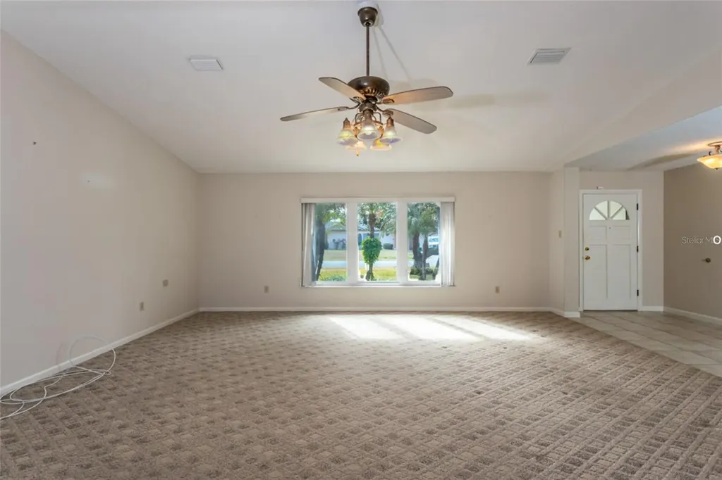 21 Claymont Court S Palm Coast FL 32137