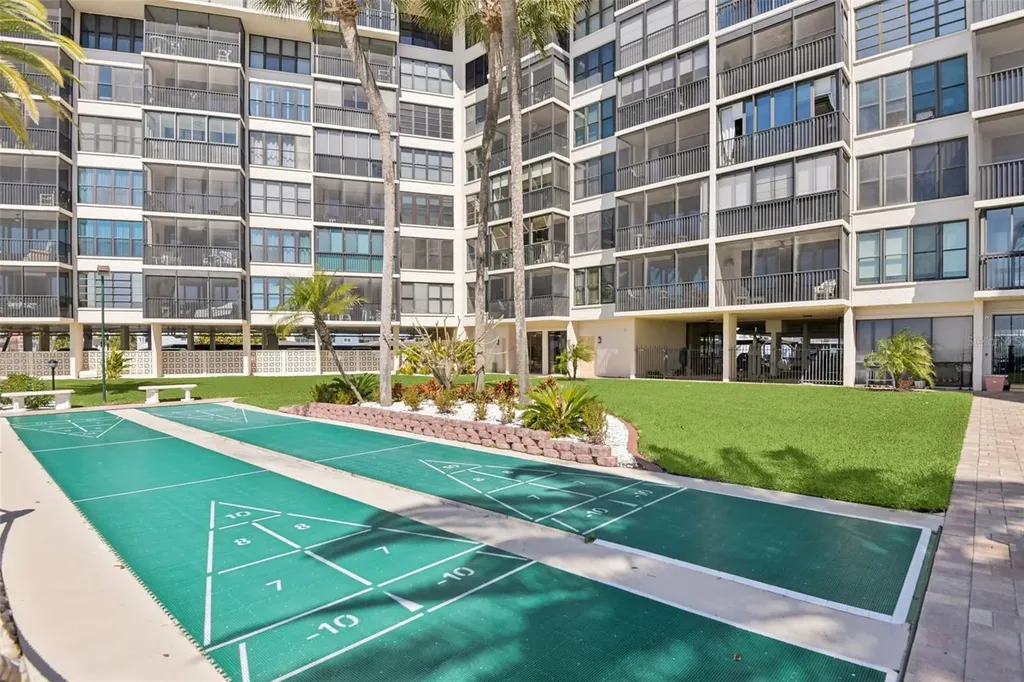 18304 Gulf Boulevard Redington Shores FL 33708