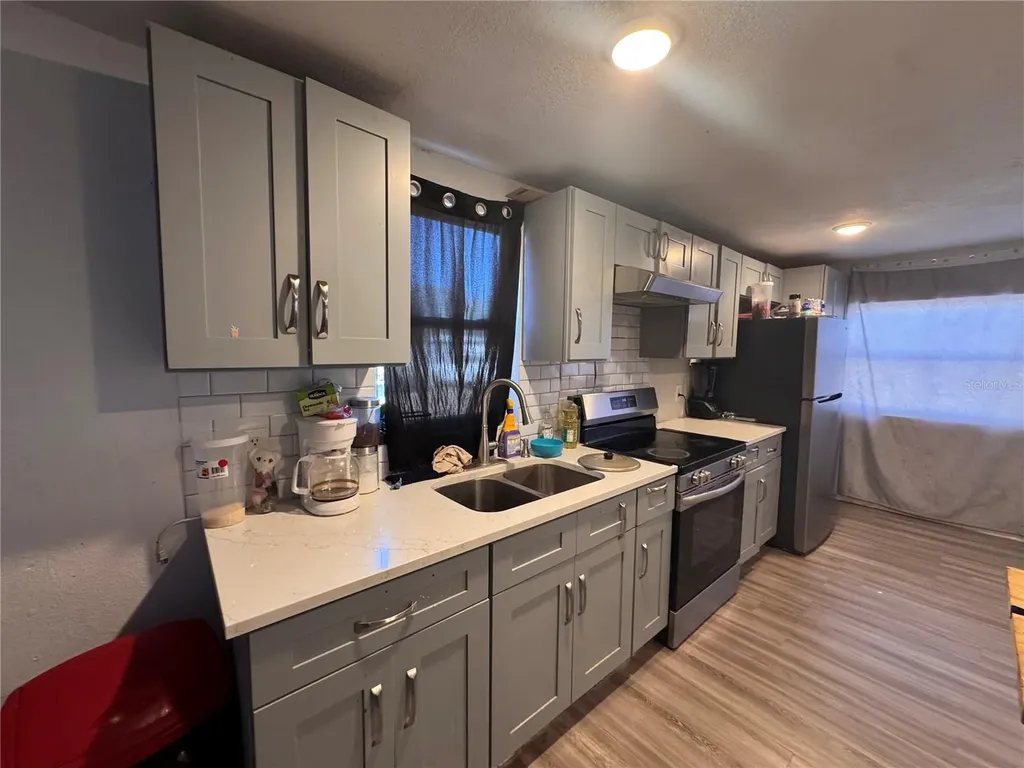 7647 Shannon Lane Zephyrhills FL 33540