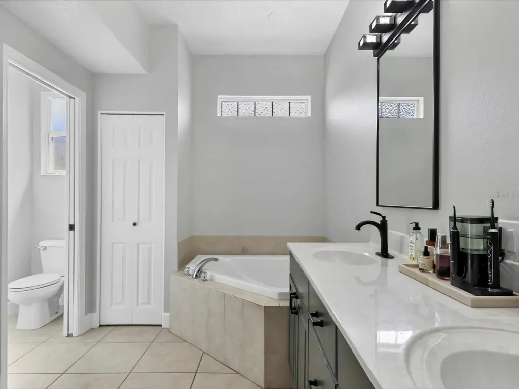 6813 Short Creek Lane Sarasota FL 34240