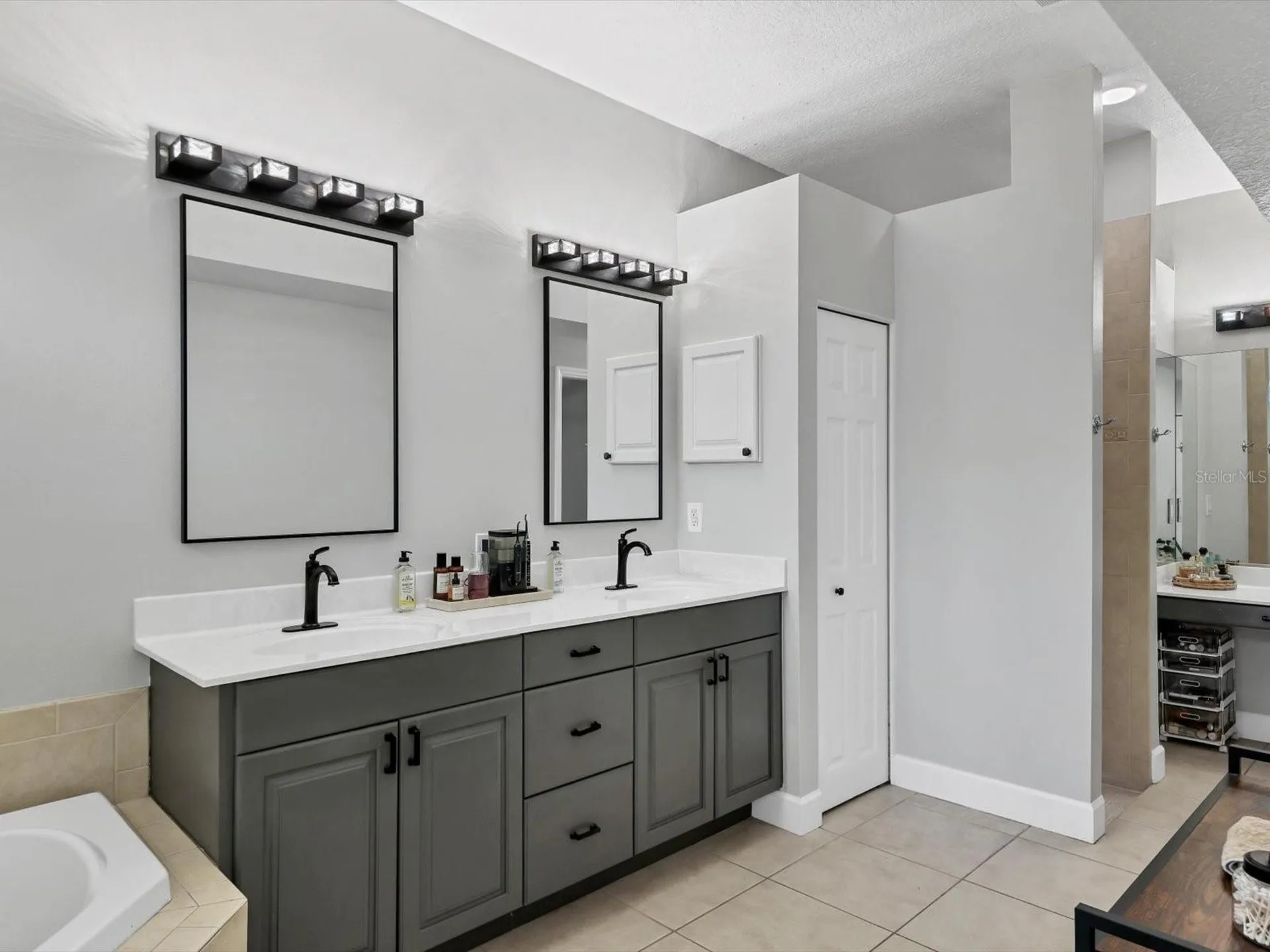 6813 Short Creek Lane Sarasota FL 34240