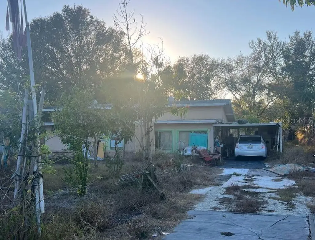 4964 Reno Drive Sarasota FL 34233