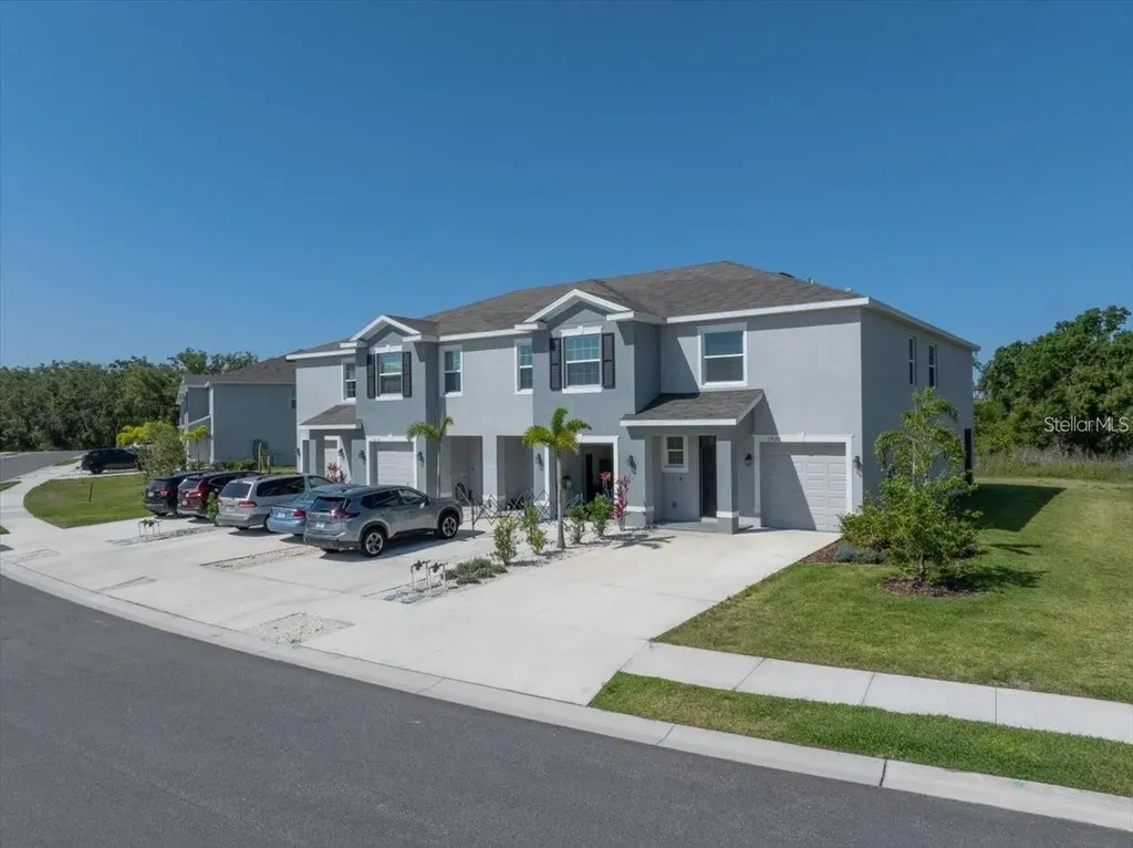 1926 Pleasant Maple Court Bradenton FL 34211