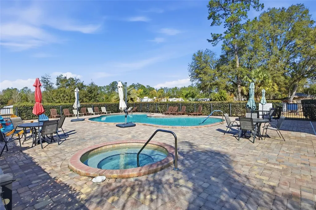 10226 NE 28th Loop Silver Springs FL 34488