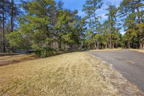 10226 NE 28th Loop Silver Springs FL 34488