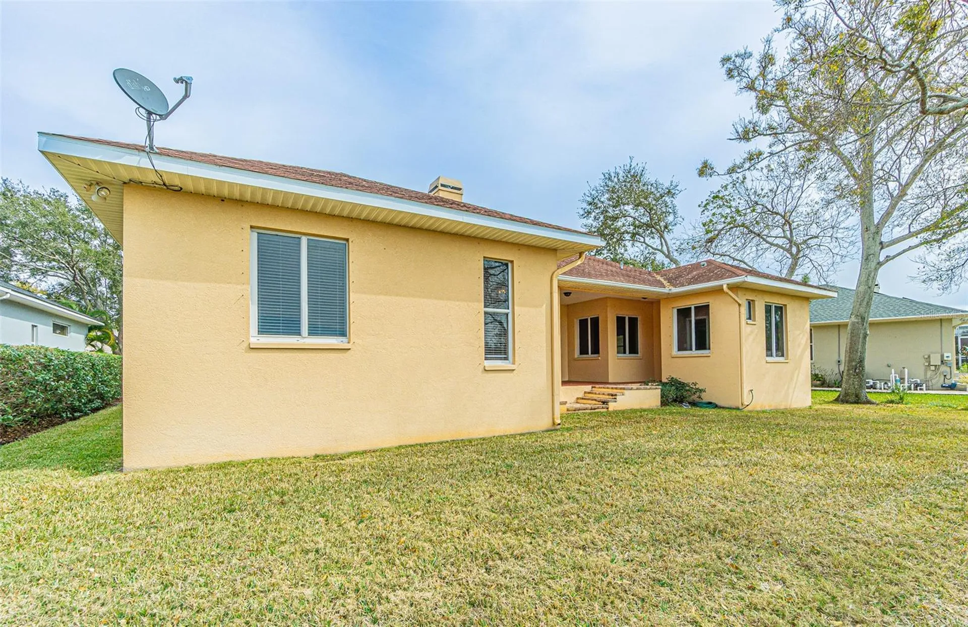 12124 94th Way Largo FL 33773