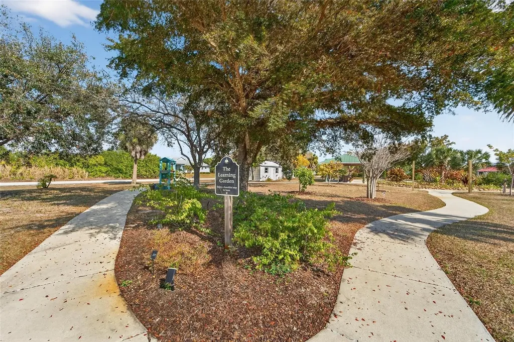 14242 Ingraham Boulevard Port Charlotte FL 33981