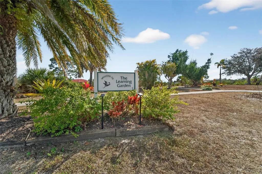 14242 Ingraham Boulevard Port Charlotte FL 33981