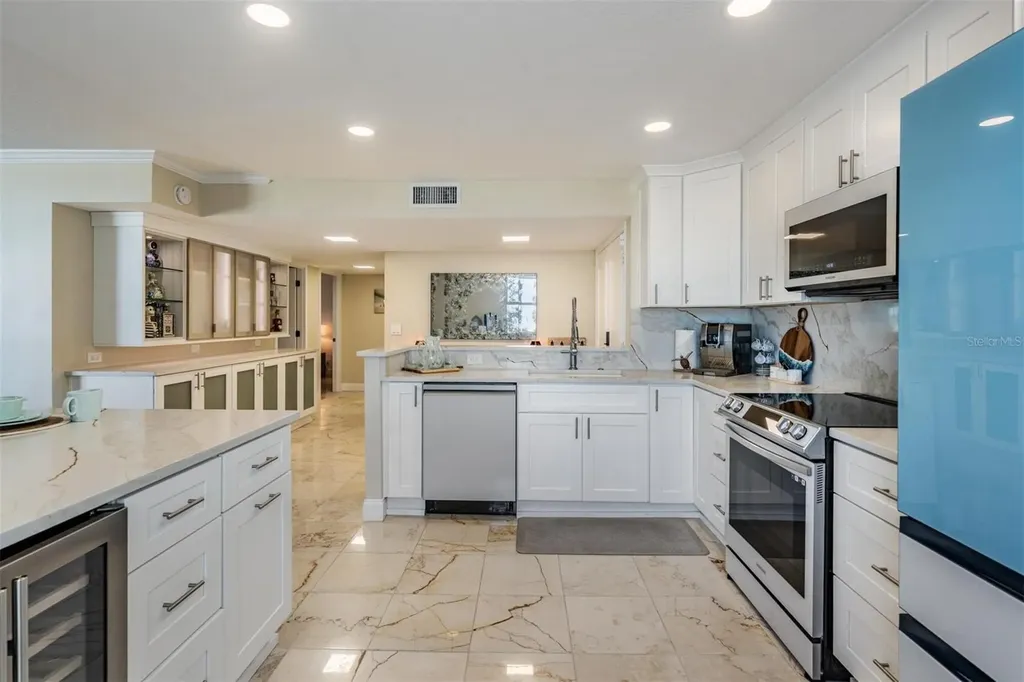 1400 Gulf Boulevard Clearwater Beach FL 33767