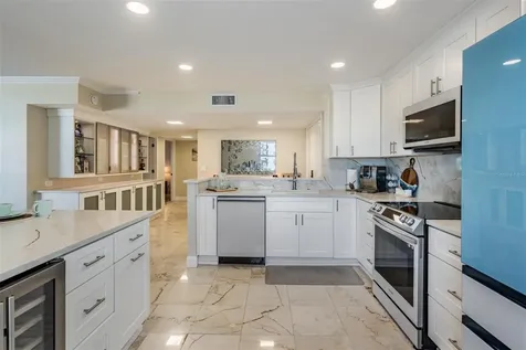 1400 Gulf Boulevard Clearwater Beach FL 33767