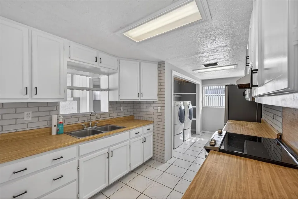 8634 Velvet Drive Port Richey FL 34668
