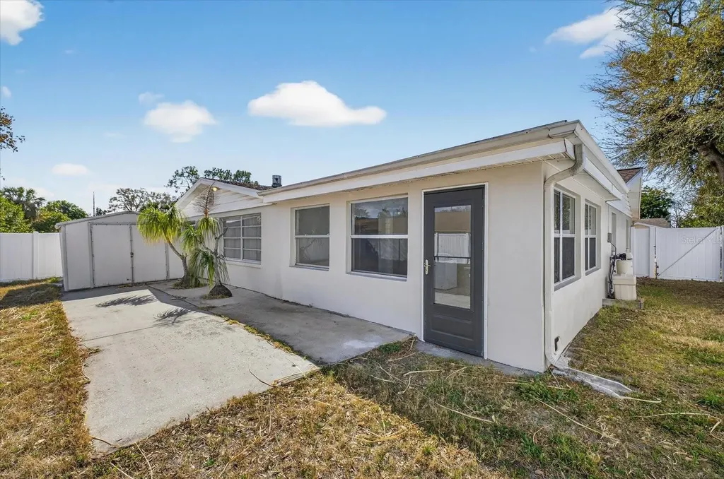 8634 Velvet Drive Port Richey FL 34668