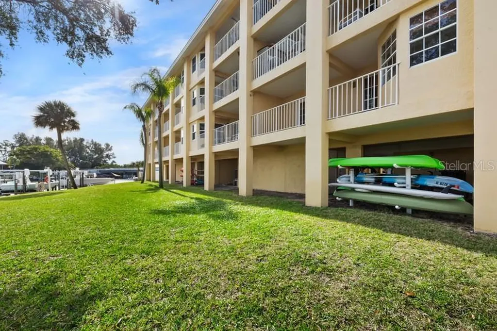 1125 Pinellas Bayway S St Petersburg FL 33715