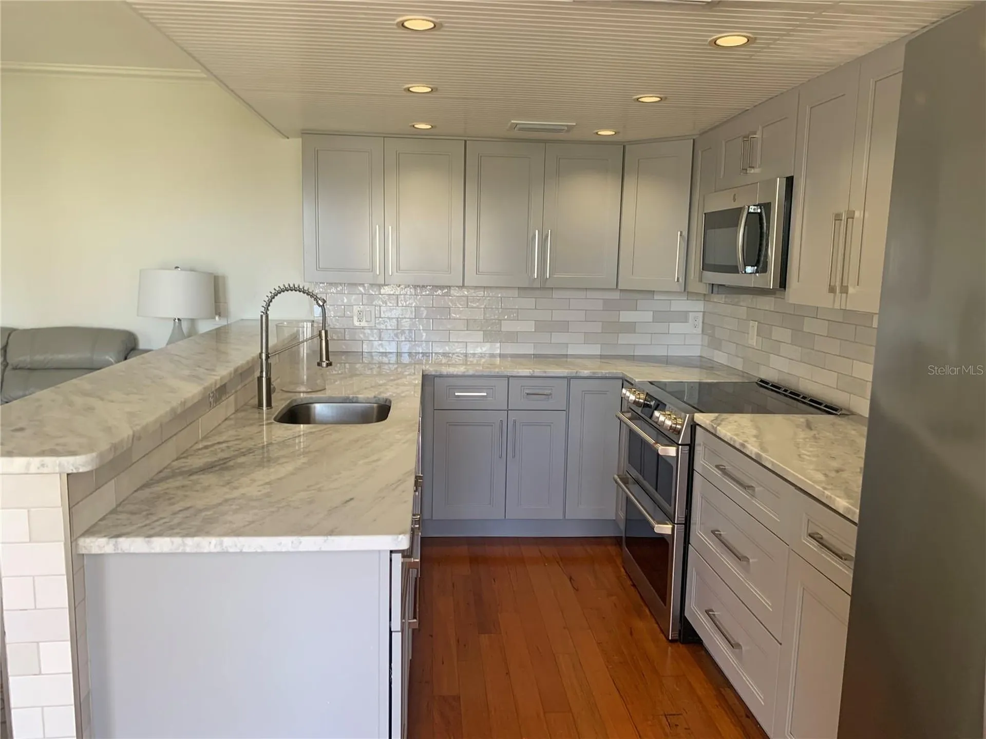 1125 Pinellas Bayway S St Petersburg FL 33715