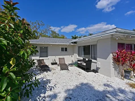 3307 3rd Avenue W Bradenton FL 34205