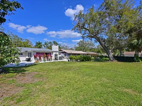 3307 3rd Avenue W Bradenton FL 34205