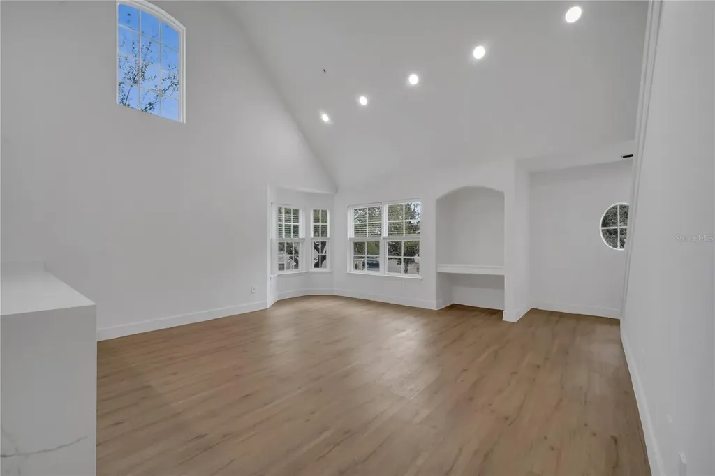 6593 Queens Borough Avenue Orlando FL 32835