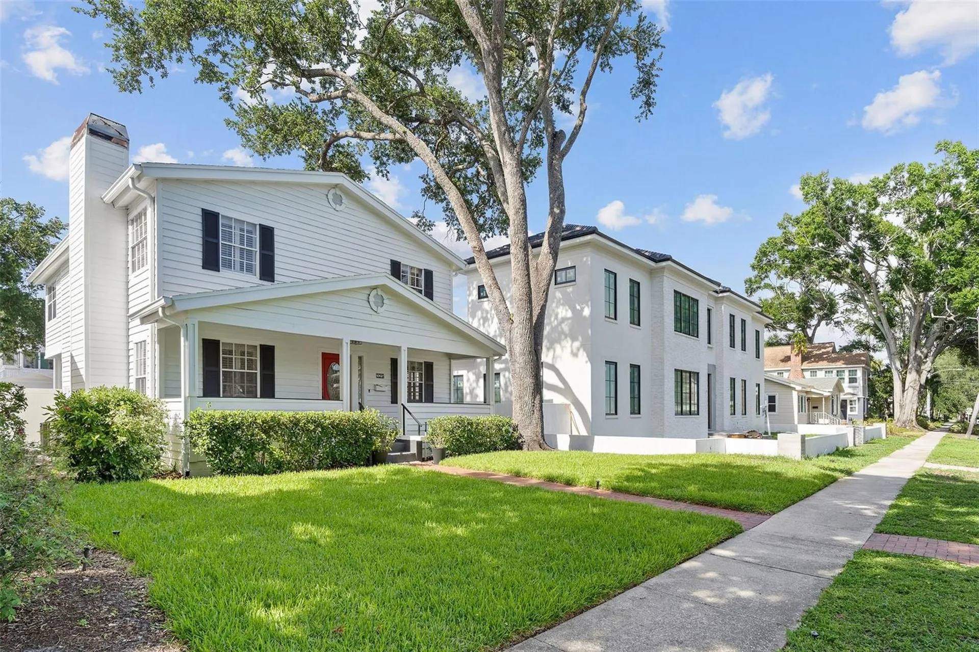 325 17th Avenue NE St Petersburg FL 33704