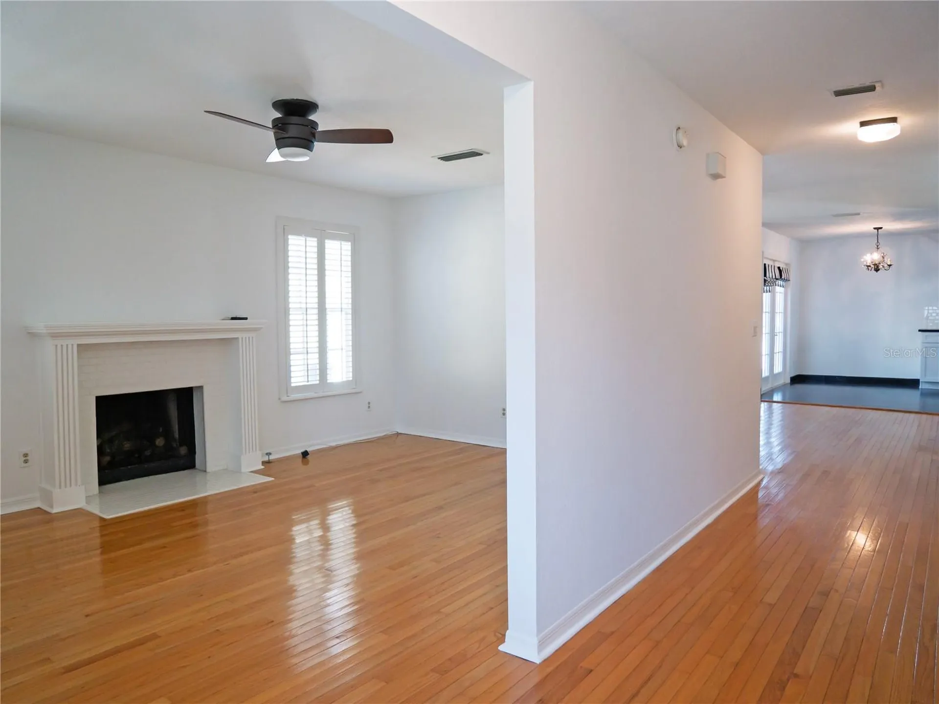 325 17th Avenue NE St Petersburg FL 33704