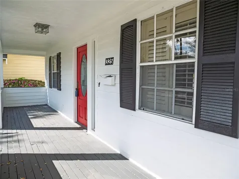325 17th Avenue NE St Petersburg FL 33704