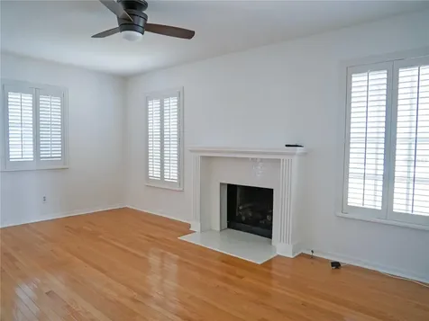 325 17th Avenue NE St Petersburg FL 33704